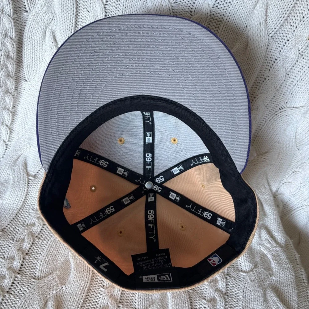 New Era Charlotte Hornets Hat Mens 7 1/8 Tan Purple 59FIFTY Fitted Cap Excellent
